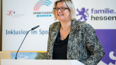 Grußwort von Staatssekretärin Dr. Sonja Optendrenk, Hessisches Ministerium für Familie, Senioren, Sport, Gesundheit und Pflege (HMFG)