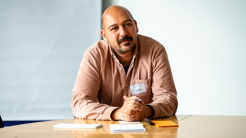 Teilnehmende in den Räumen für Vielfalt