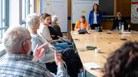 Raum für Vielfalt „Gemeinsam stark: Vernetzung vor Ort“, Moderation: Sven Rückebeil (Inklusionslotse Kassel), Désirée Heß (SJH)